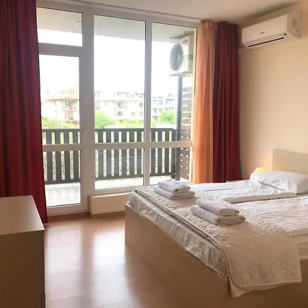 Black Sea Wellnest Apartment *